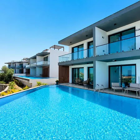 Swim-up Del Mar A1 By Holidaykeys *